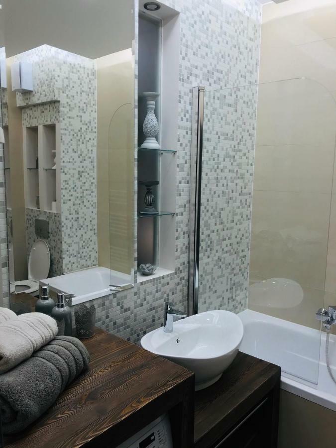 Orient Suite Sarvar Luaran gambar