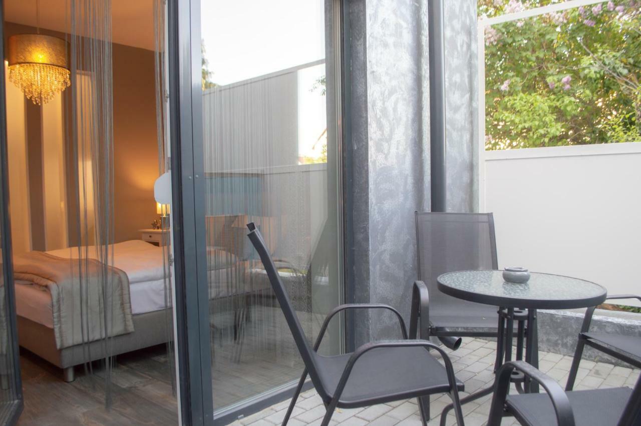 Orient Suite Sarvar Luaran gambar